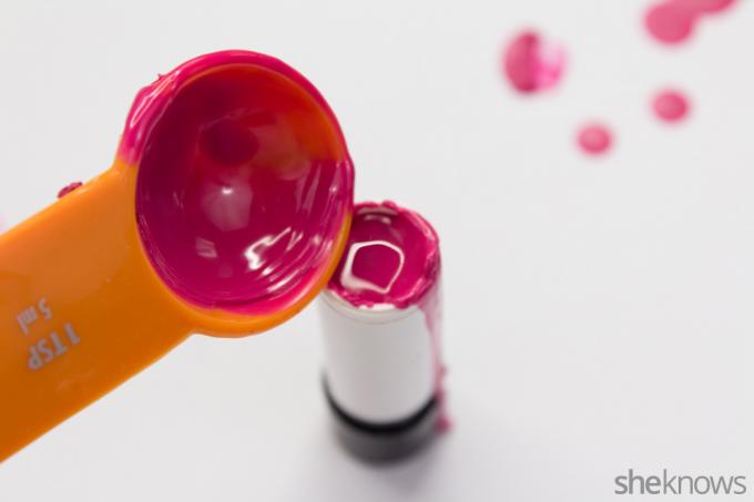 DIY Crayon Lippenstift: Schritt 5 | Sheknows.com