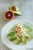 Salada primavera de erva-doce com abacate e salmão - SheKnows