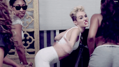 Miley schnappt sich Beute