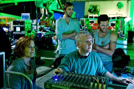Jim Cameron bei der Arbeit an Avatar