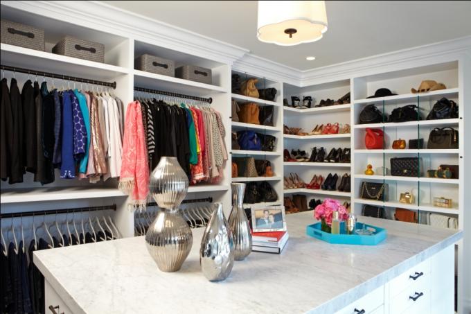 ตู้เสื้อผ้าของ Giuliana Rancic: ออกแบบโดย LA Closet Design