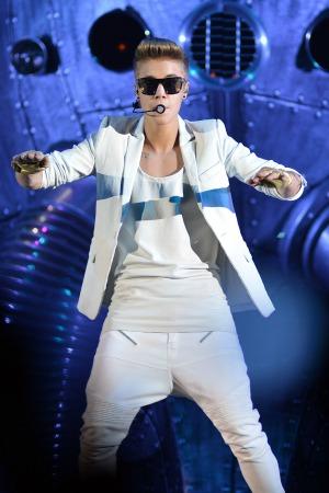 Justin Bieber meldet sich für die Raumfahrt bei Virgin Galactic an