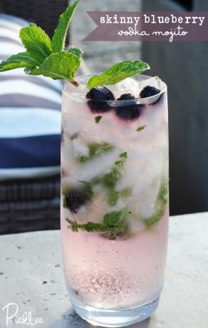 Blåbær vodka mojito cocktail