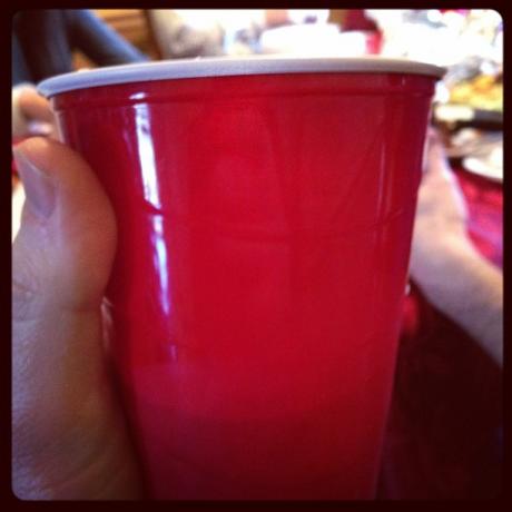 црвена чаша