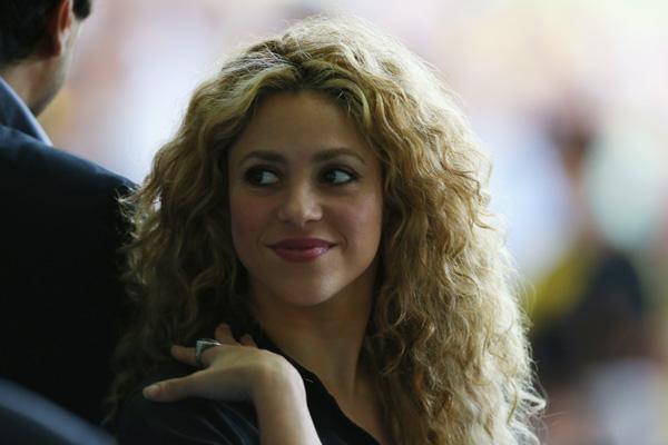 Shakira lokkis juuksed Brasiilia FIFA Confederations Cupil 2013