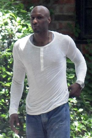 Lamar Odom sjekker ut av rehab