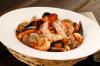 กุ้งล็อบสเตอร์ กุ้ง และหอยเชลล์ Cioppino – SheKnows