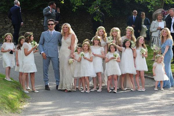 Kate Moss esküvői ruha és esküvő