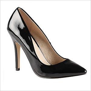 Pumps aus schwarzem Lackleder | Sheknows.ca