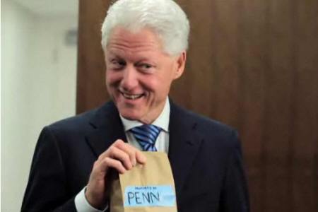 Bill Clinton mischt sich in die lustigen oder sterbenden Lacher ein