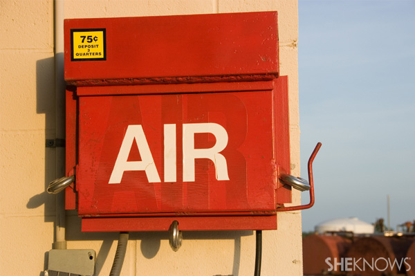 Pompe à air de station service