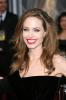 Angelina Jolie, Kongolu savaş suçlusunun mahkumiyetini izledi – SheKnows