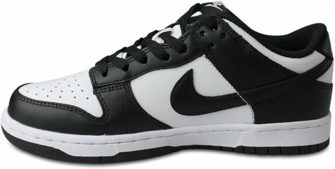 Nike tornacipő