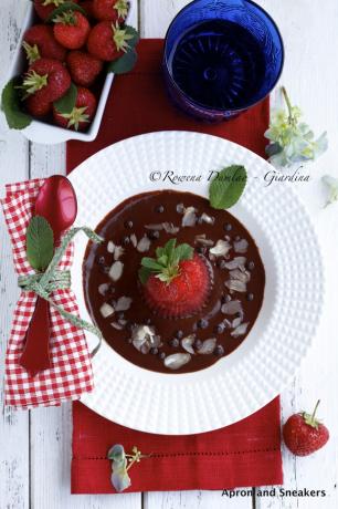 maasika želatiin šokolaadi marsala kastmega