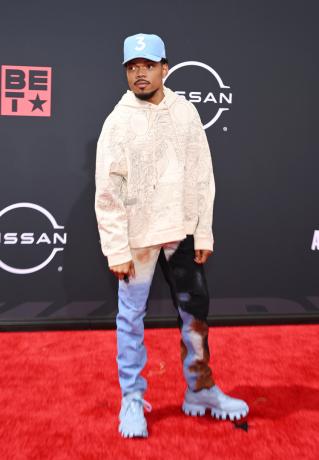 Chance the Rapper bei den BET Awards 2022, die am 26. Juni 2022 im Microsoft Theater in Los Angeles, Kalifornien, stattfanden.