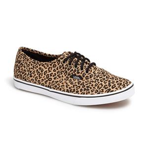 Alessandra Ambrosios leopard Vans