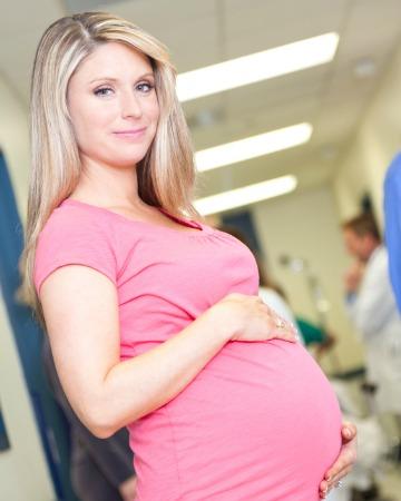 Kobieta w ciąży w szpitalu