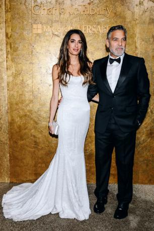 Амал Клуни и Џорџ Клуни у Тхе Албиесу одржаном у њујоршкој јавној библиотеци 28. септембра 2023. у Њујорку.