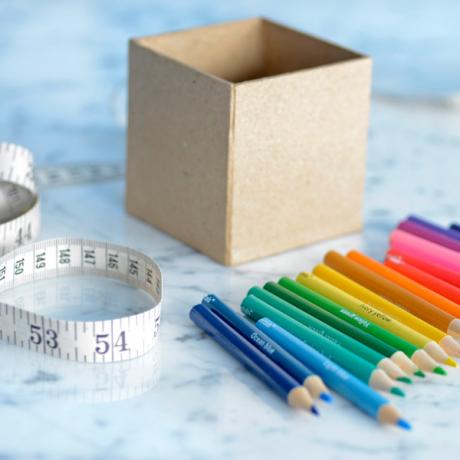 DIY színes ceruza szívességi dobozok