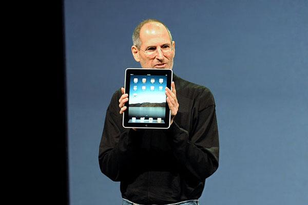 Стів Джобс з iPad