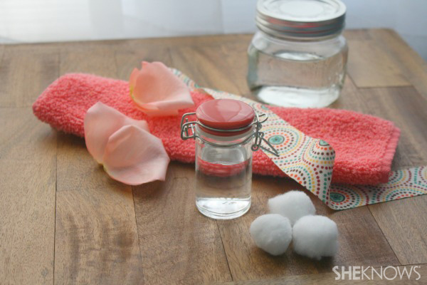 DIY toner Rosewater