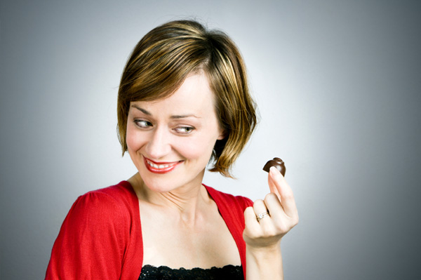 žena s chutí na čokoládu