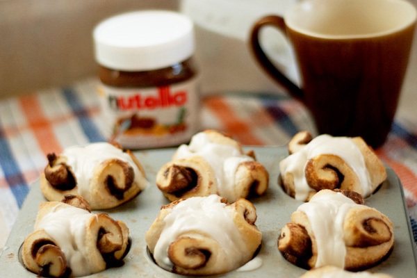 Receta de rollitos de nutella con glaseado de queso crema