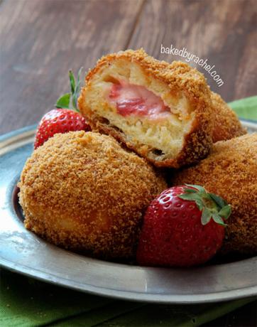 Beignets de cheesecake aux fraises