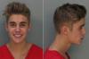 Justin Bieber tjener et udvisningsbegæring fra vrede borgere - SheKnows