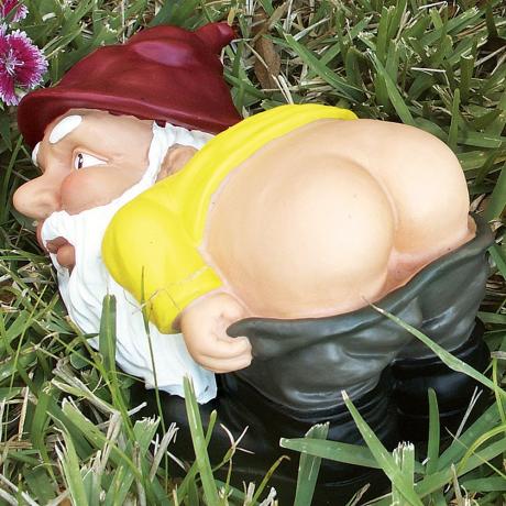 mooning garden gnome