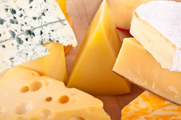 مجموعة متنوعة من الجبن