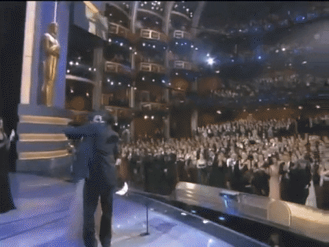 Oscar-Moment - Adrien Brody küsst Halle Berry