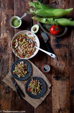 Jagung panggang dan salad kepiting dengan ale cilantro vinaigrette musim panas