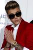 Außer Kontrolle Justin Bieber bläst 75.000 Dollar auf Stripperinnen – SheKnows