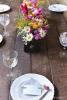Ozdobte svoj stôl vďakyvzdania kvetinovými ozdobami a menovkami - SheKnows