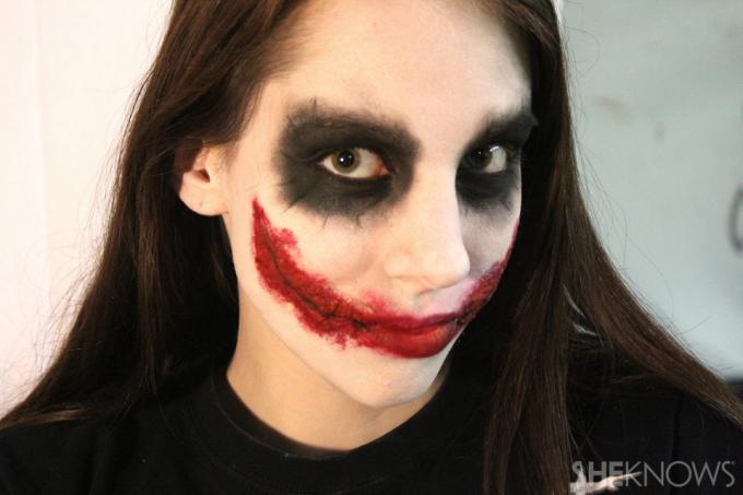 Freaky femme Joker makeup: Finished