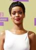 Rihanna vs. Teilore Svifta MTV EMA - SheKnows