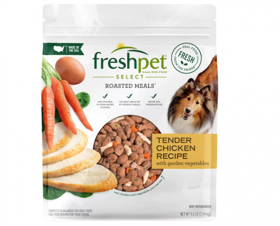 Freshpet Select Roasted Meals Tender Chicken and Vegetable Recipe Refrigerated Wet Dog Food. 