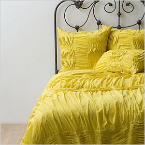 Gelber Bettbezug