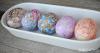 Hogyan kell festeni a húsvéti tojásokat olvasztott zsírkrétával - SheKnows