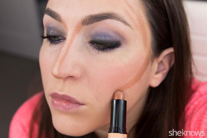 najrýchlejší tutoriál make -upu na glam párty: krok 8