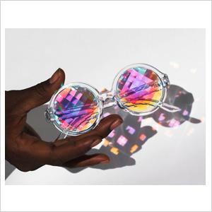 未来的な万華鏡レンズ