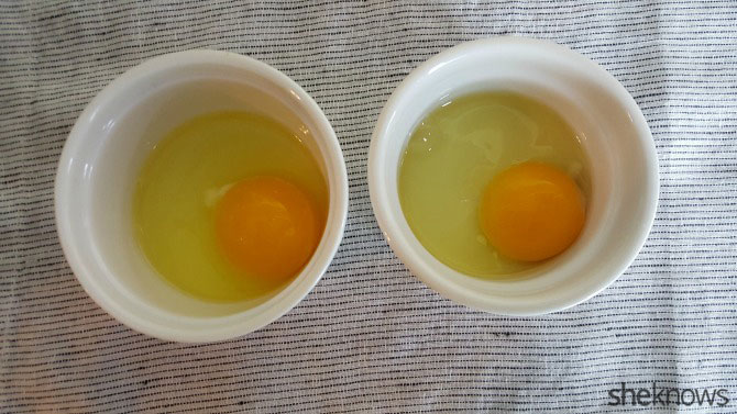 Яйца в формочке 