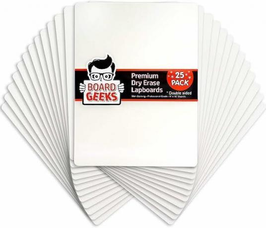 Paquete de 25 pizarras de borrado en seco Board Geeks: $ 7, originalmente $ 17