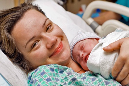 Mamma slimnīcā ar jaundzimušo