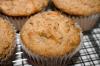 Muffins de avena con pasas y manzana de bajo índice glucémico - receta de muffins con IG bajo - SheKnows