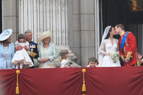 Königlicher Hochzeitskuss