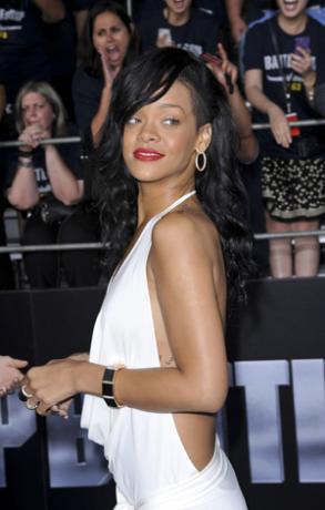 rihanna corpo doppio