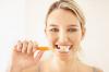 Išsiaiškinkite sveikus dantų priežiūros įpročius - „SheKnows“