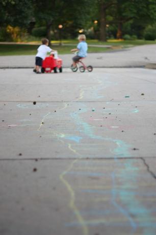 Sidewalk-Chalk-Train-Tracks